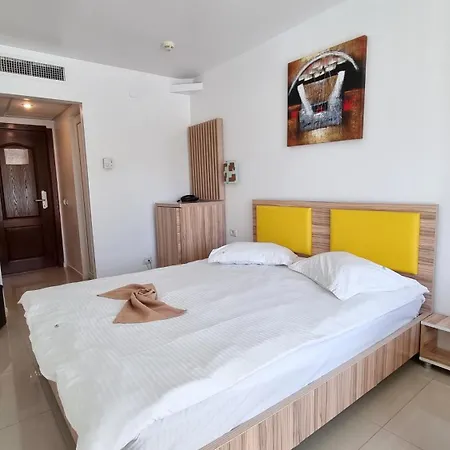 Готель Fortuna